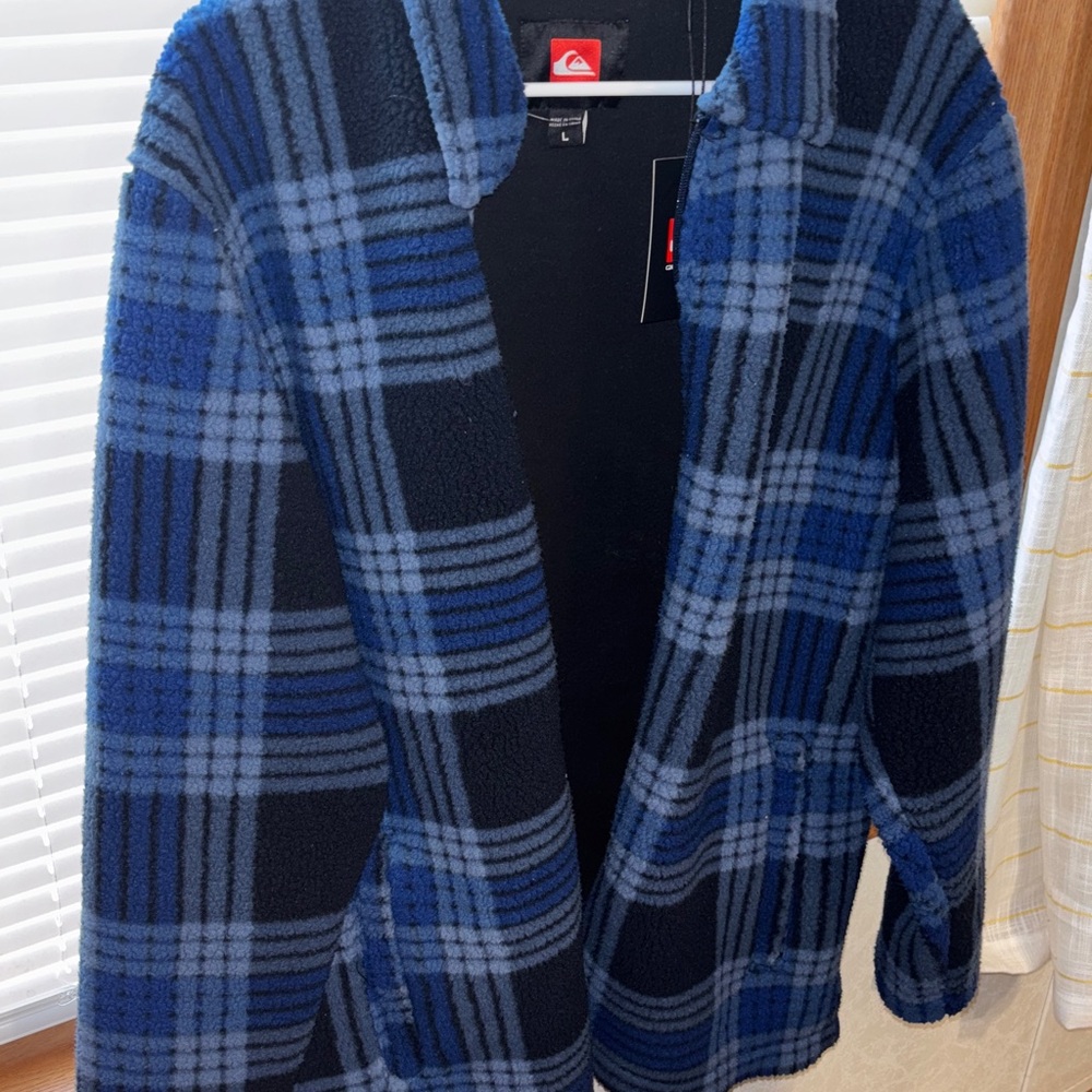 Quiksilver Navy and Black Plaid Sherpa Coat